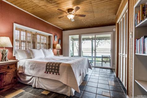 253 Water Crest Pipe Creek TX 78063