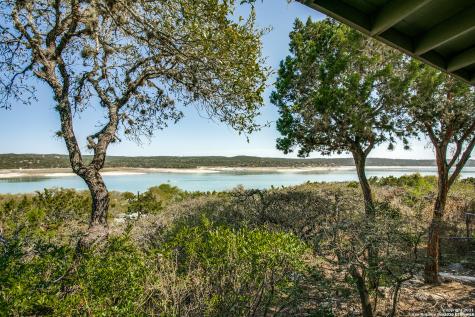 253 Water Crest Pipe Creek TX 78063