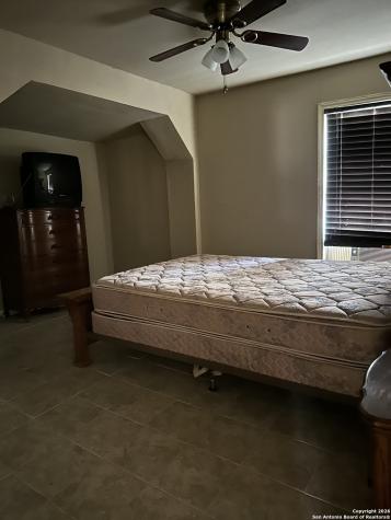 423 Burton Avenue San Antonio TX 78221