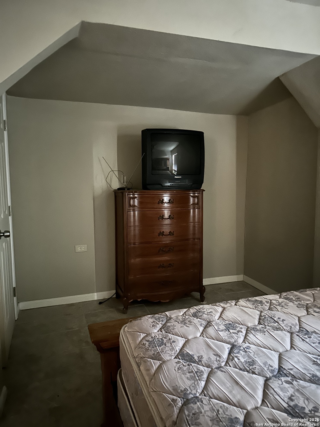 423 Burton Avenue San Antonio TX 78221