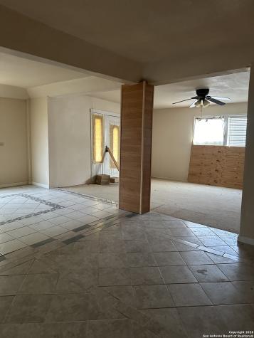 423 Burton Avenue San Antonio TX 78221