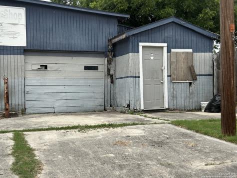 423 Burton Avenue San Antonio TX 78221