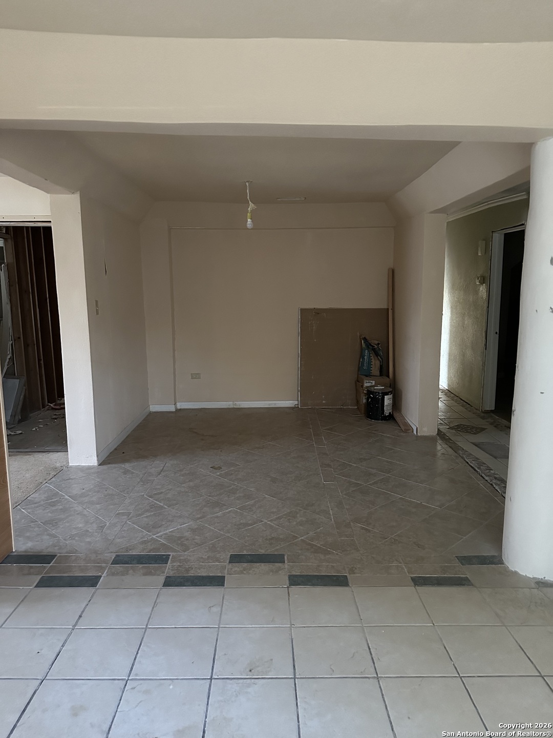 423 Burton Avenue San Antonio TX 78221