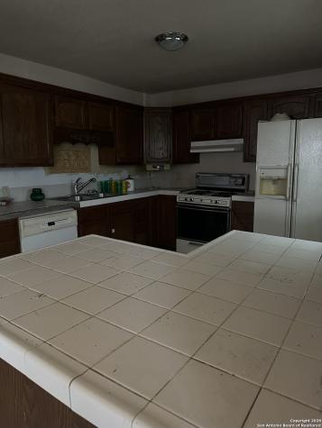 423 Burton Avenue San Antonio TX 78221