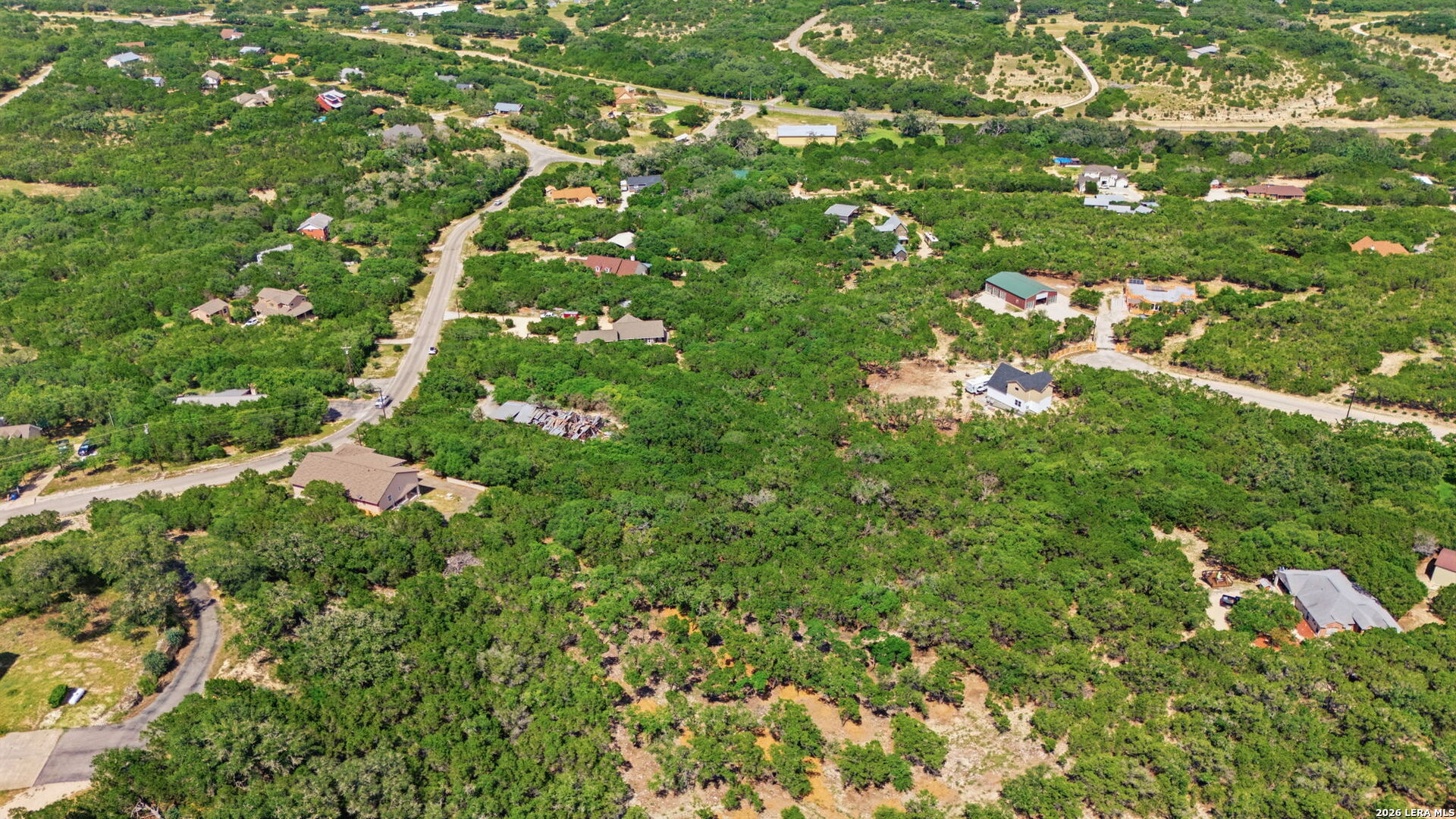 327 Lakeridge Loop Lakehills TX 78063