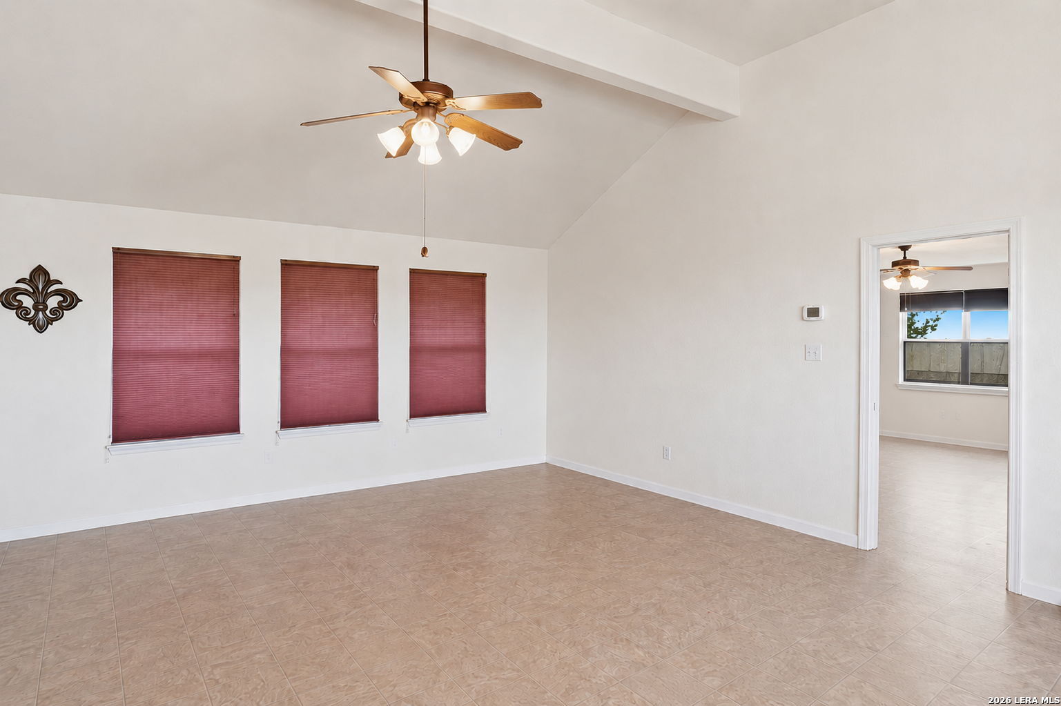 327 Lakeridge Loop Lakehills TX 78063