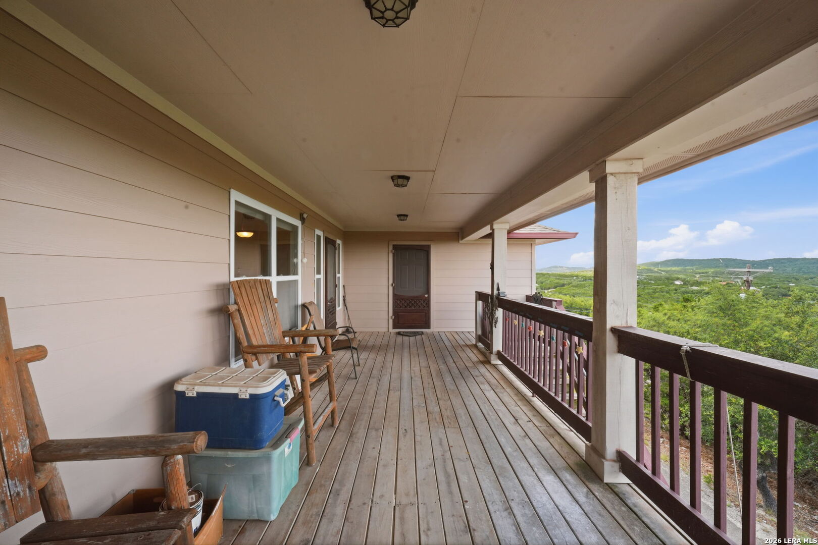 327 Lakeridge Loop Lakehills TX 78063