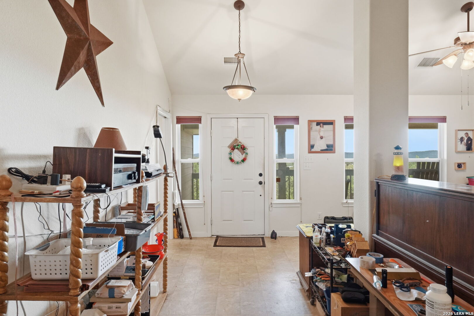 327 Lakeridge Loop Lakehills TX 78063