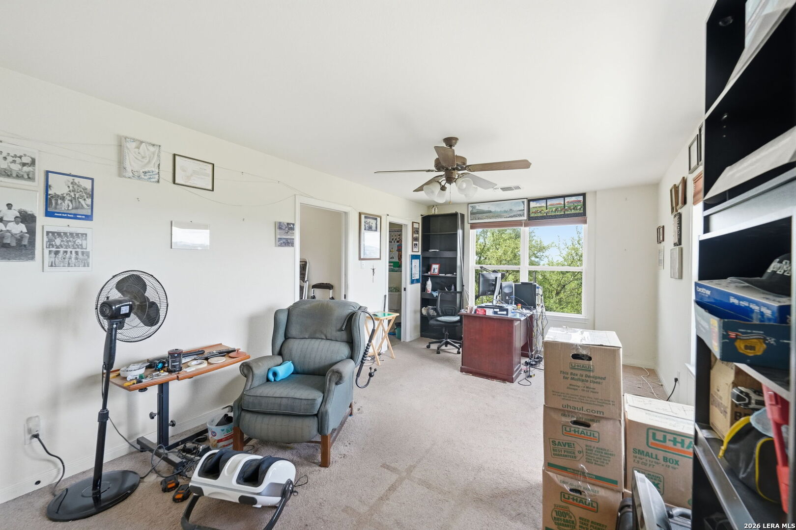 327 Lakeridge Loop Lakehills TX 78063