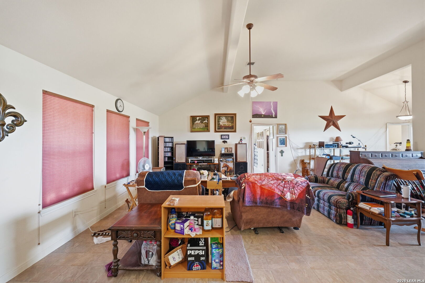 327 Lakeridge Loop Lakehills TX 78063