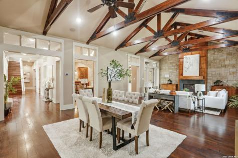 3738 Las Casitas San Antonio TX 78261
