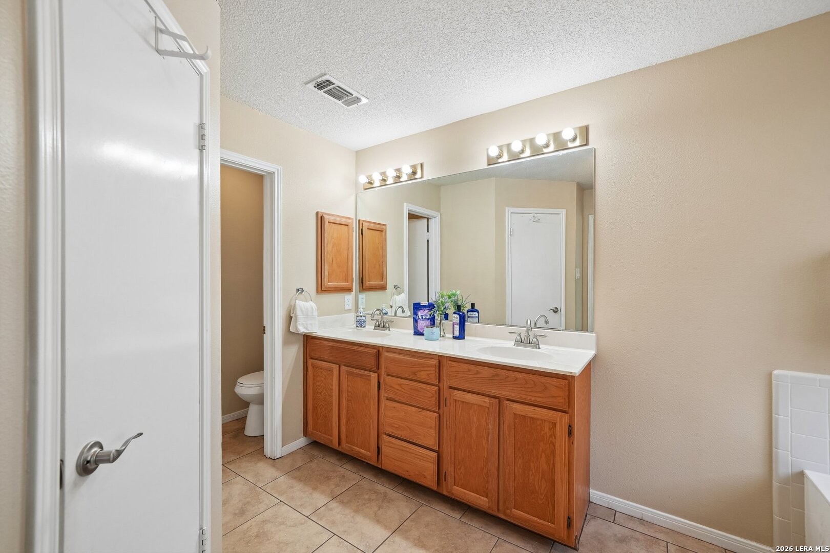 8019 Viking Trail San Antonio TX 78250