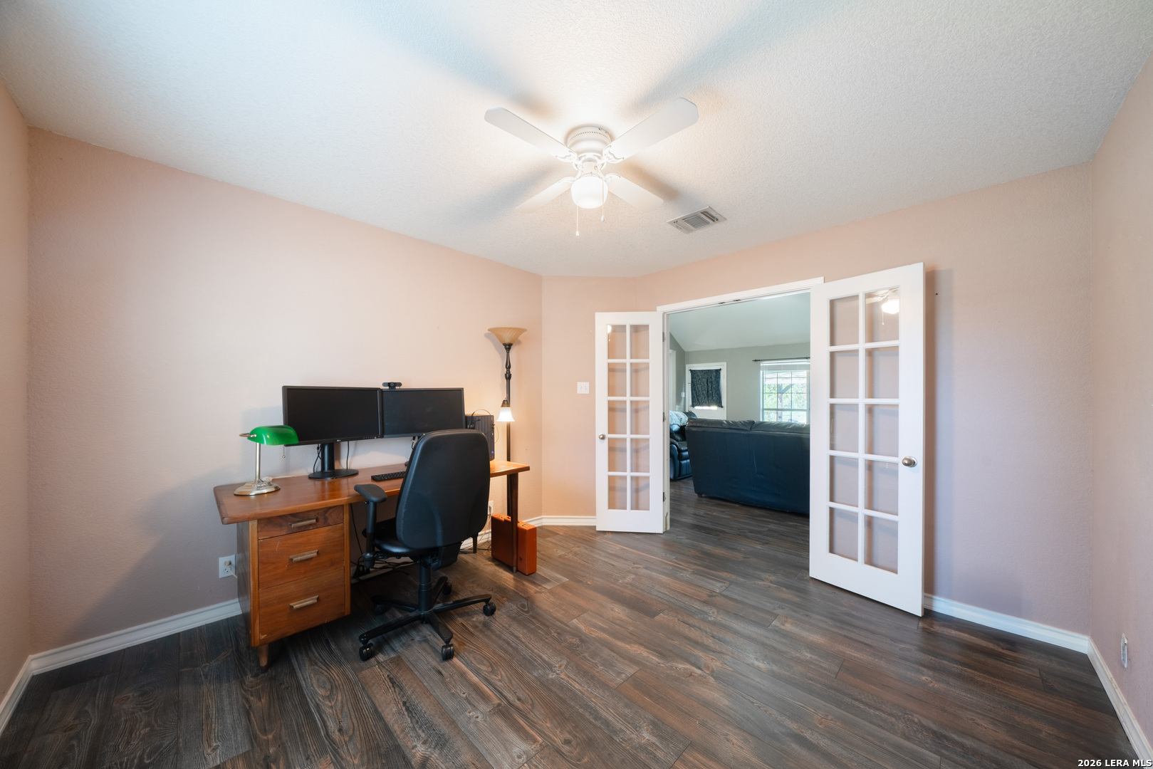 312 Rose Garden La Vernia TX 78121