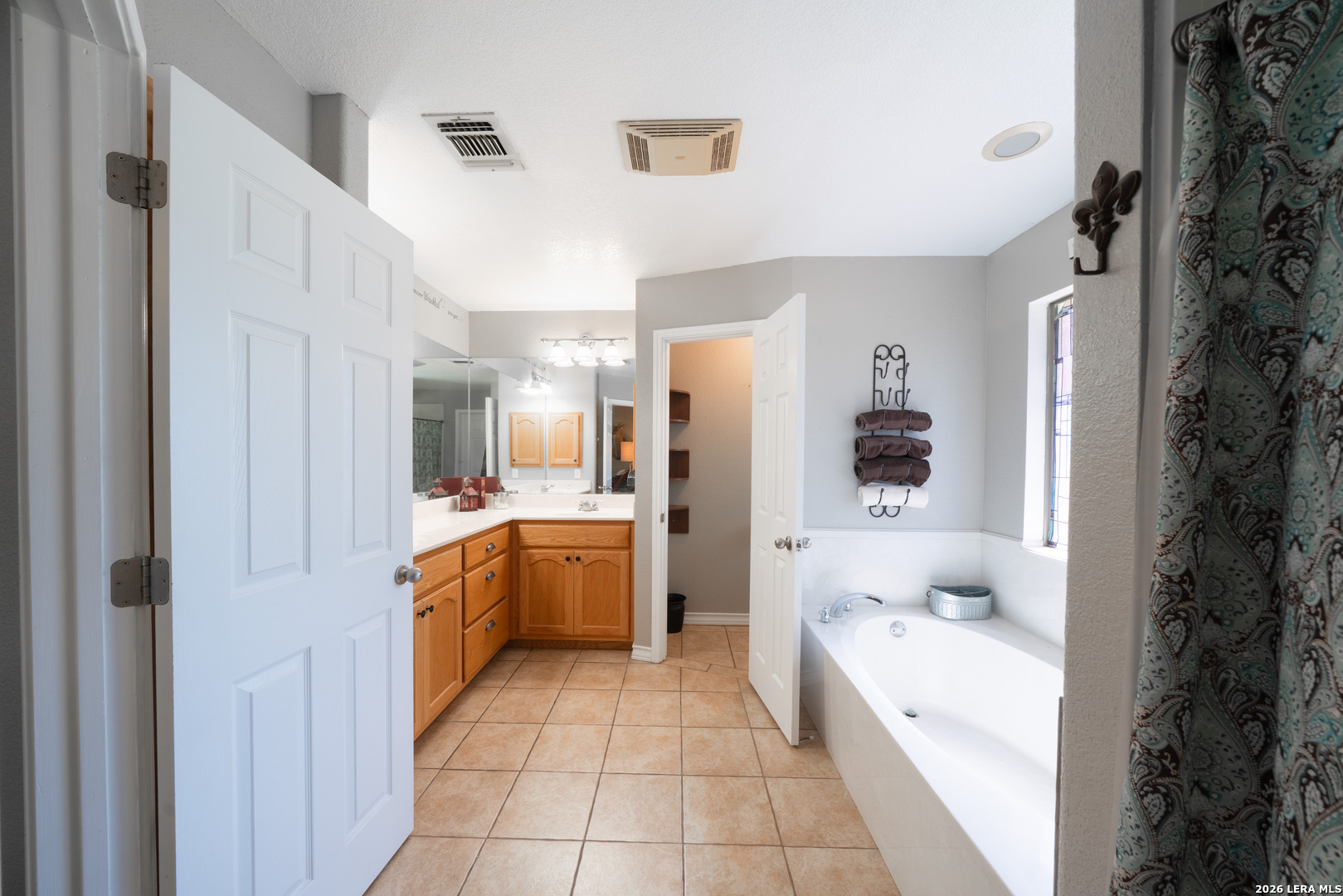 312 Rose Garden La Vernia TX 78121