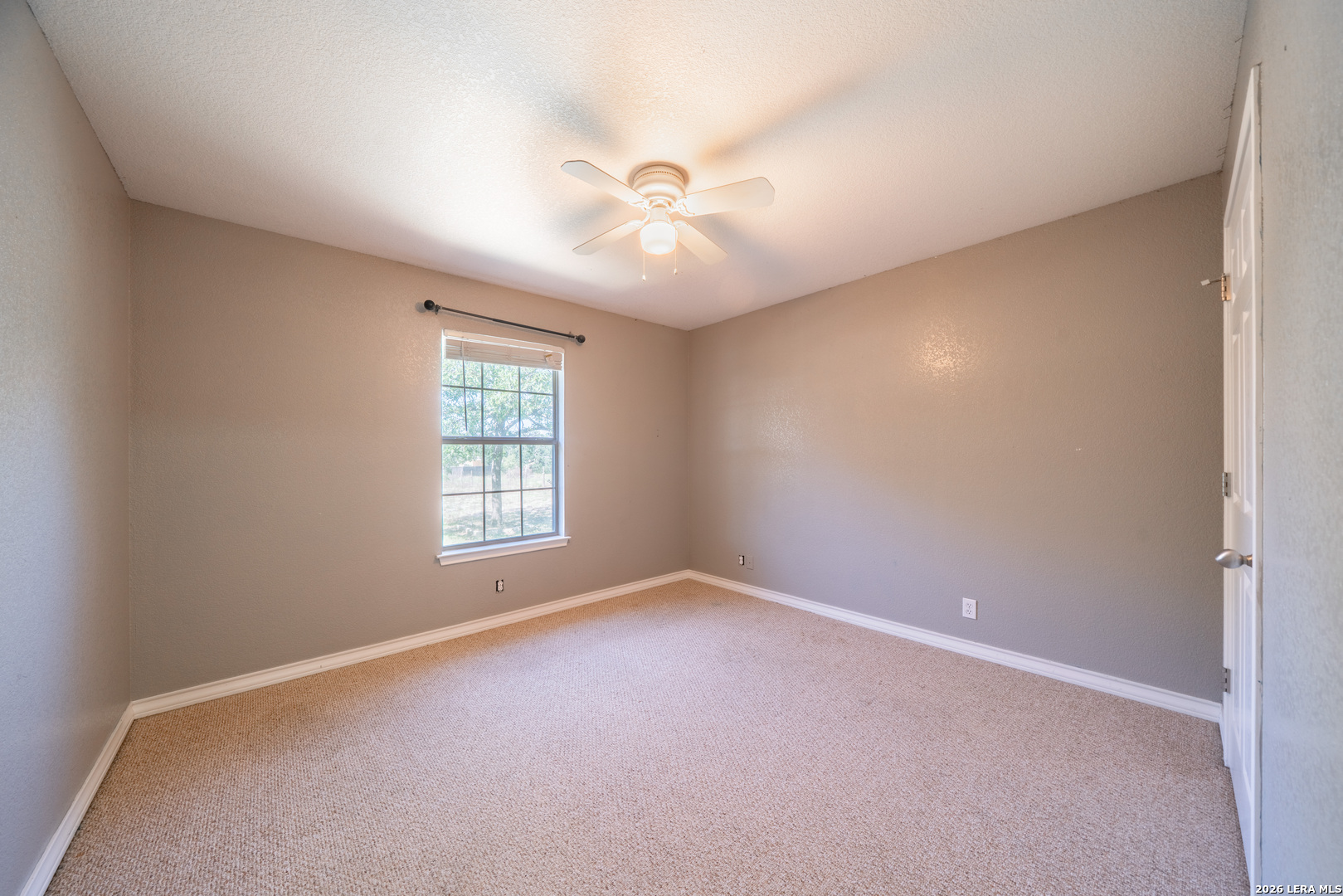 312 Rose Garden La Vernia TX 78121