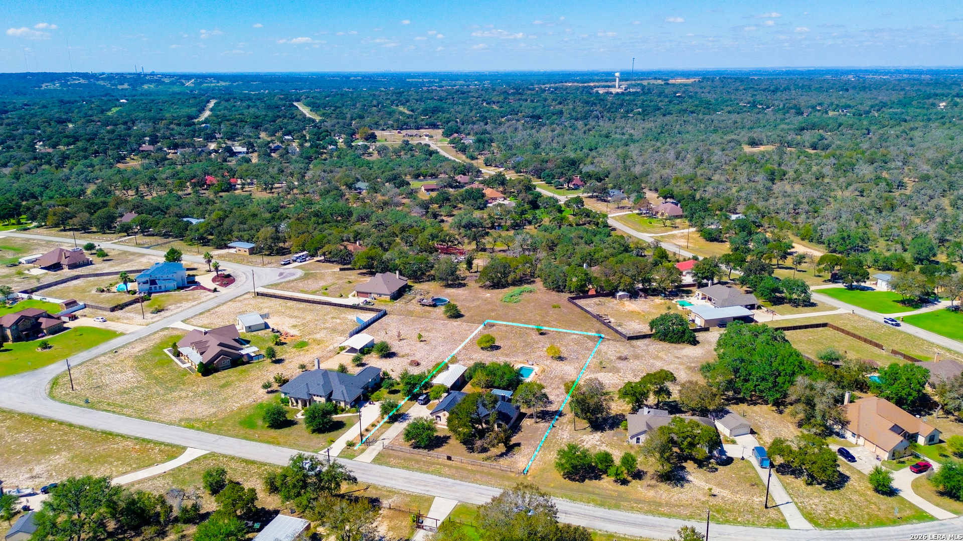 312 Rose Garden La Vernia TX 78121