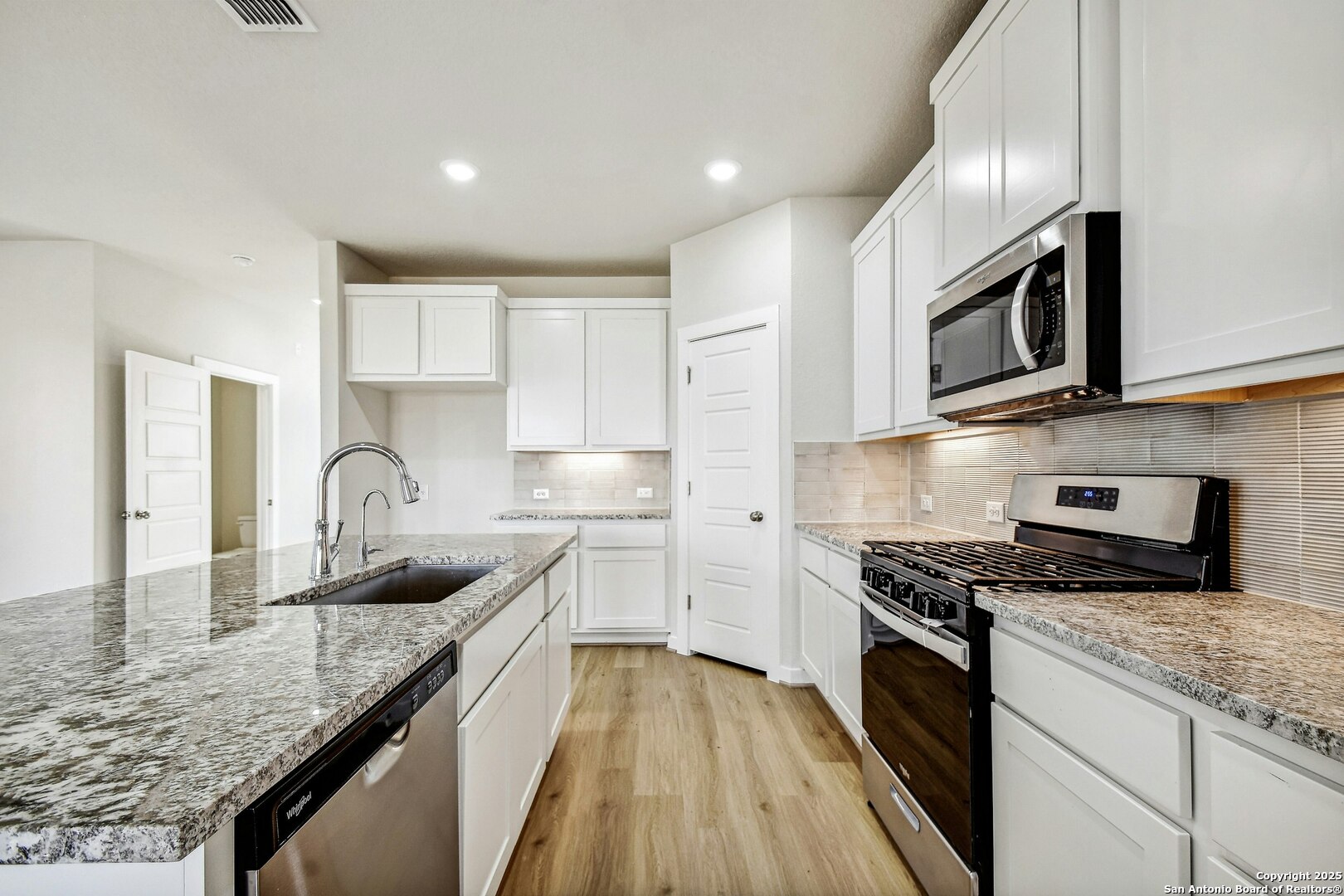 1612 Big Sur Drive New Braunfels TX 78130