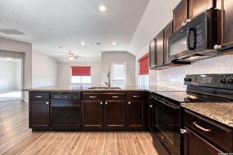 2370 Bullfinch New Braunfels TX 78130