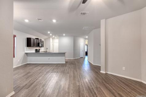2370 Bullfinch New Braunfels TX 78130