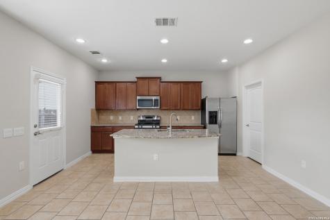 11538 Pelican Pass San Antonio TX 78221