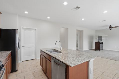 11538 Pelican Pass San Antonio TX 78221