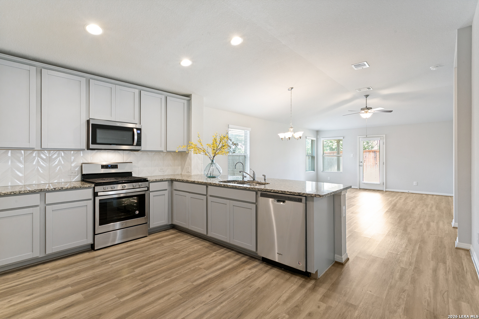 8603 Straight Oaks San Antonio TX 78254