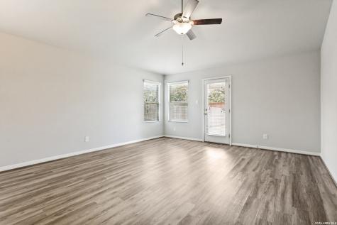 8603 Straight Oaks San Antonio TX 78254