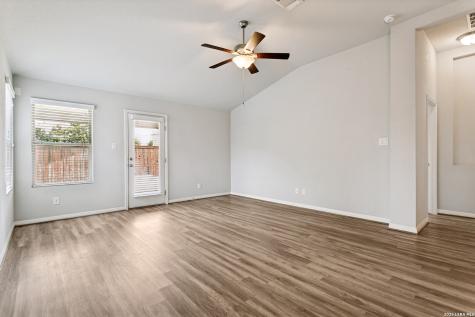 8603 Straight Oaks San Antonio TX 78254