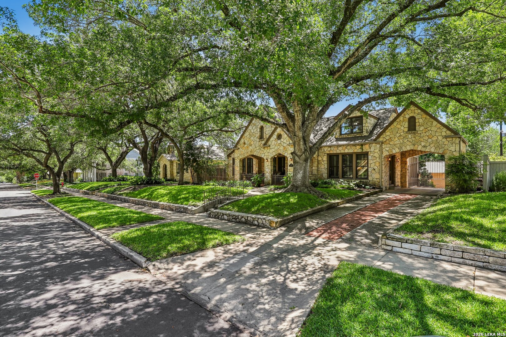 248 Rosemary Avenue Alamo Heights TX 78209