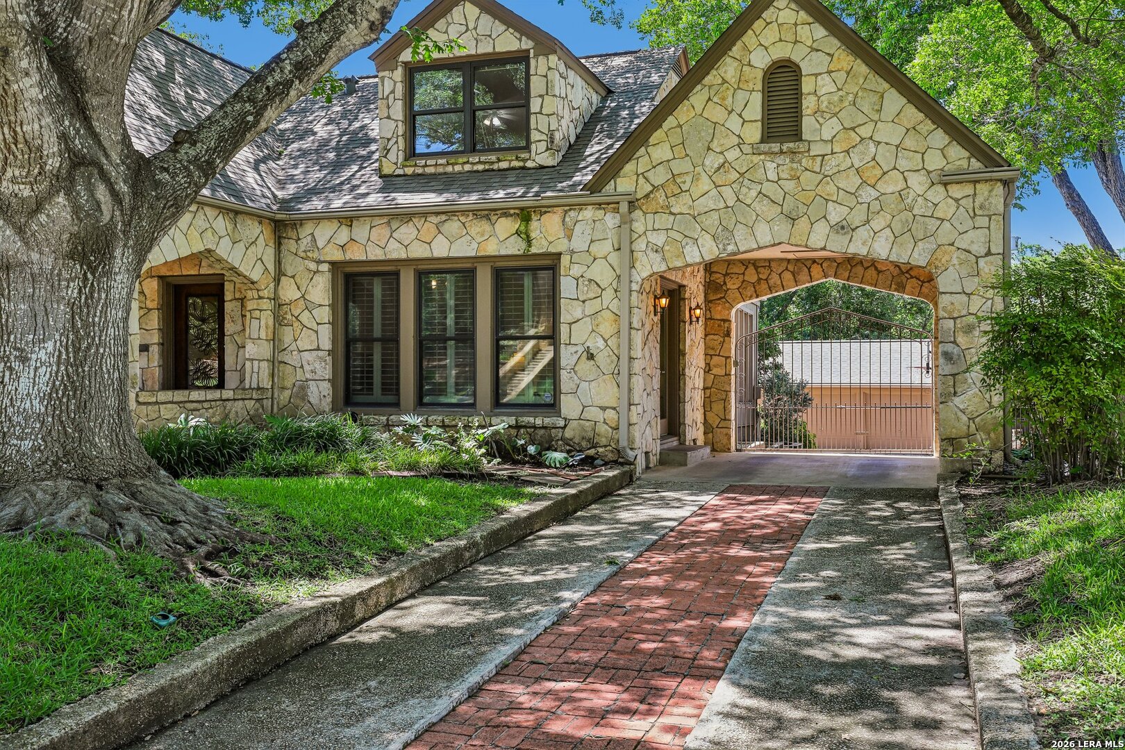 248 Rosemary Avenue Alamo Heights TX 78209