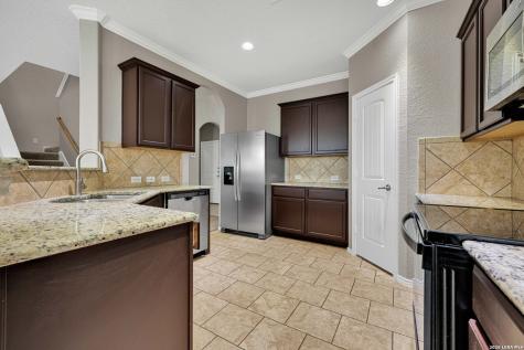 584 Saddlehorn Way Cibolo TX 78108