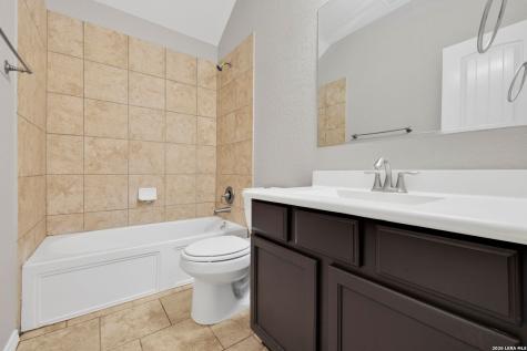 584 Saddlehorn Way Cibolo TX 78108