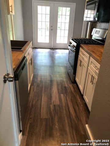 527 Valley Park Drive San Antonio TX 78227