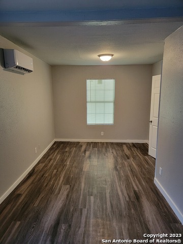 527 Valley Park Drive San Antonio TX 78227
