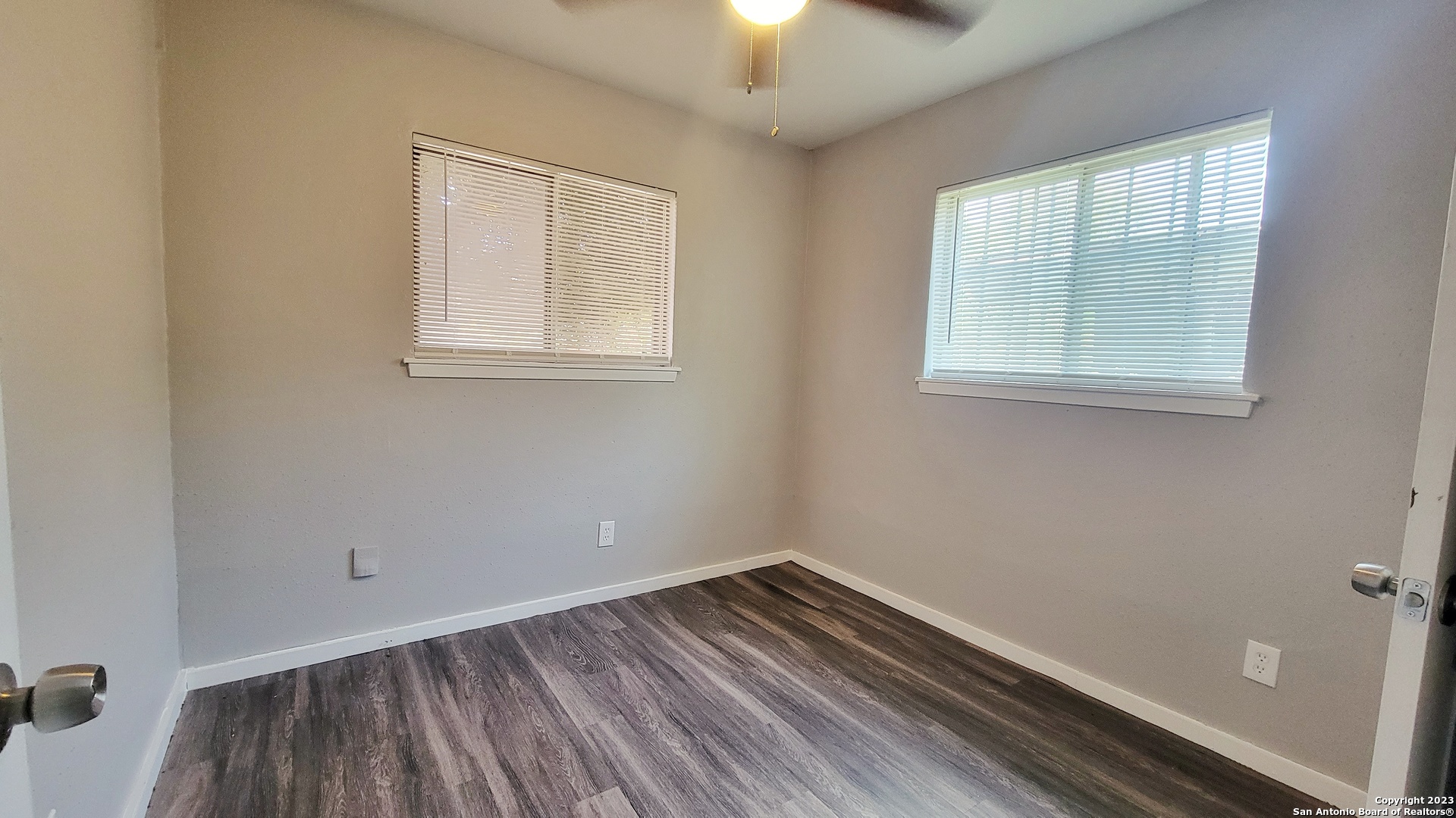 527 Valley Park Drive San Antonio TX 78227