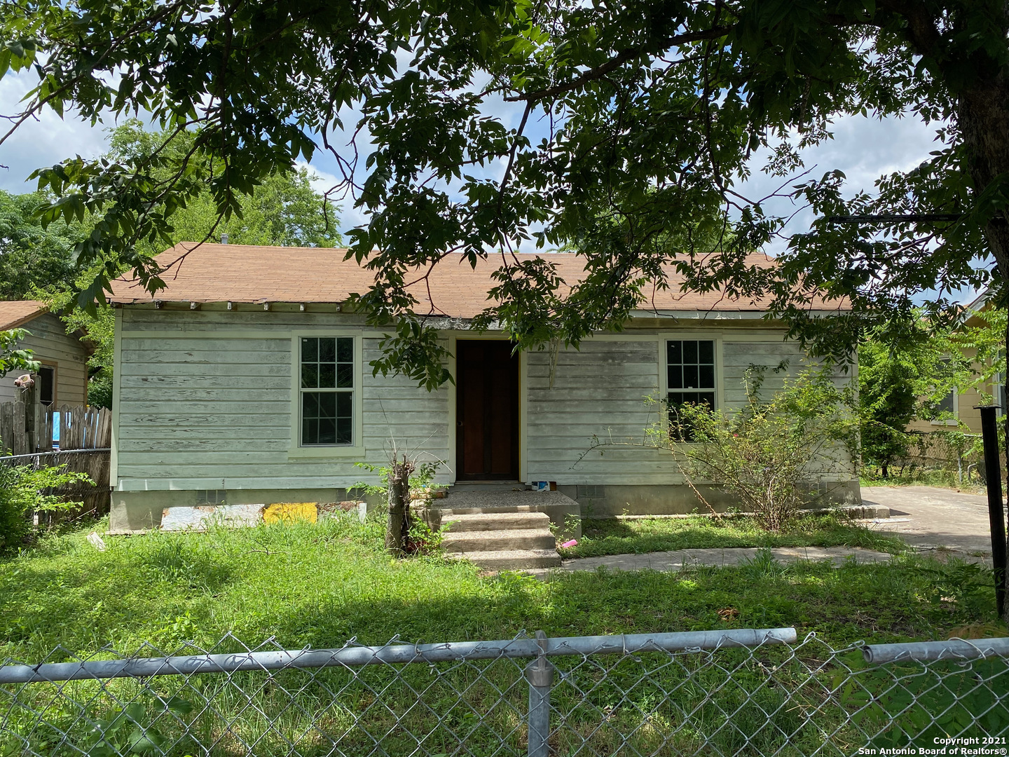 1327 Clower San Antonio TX 78201