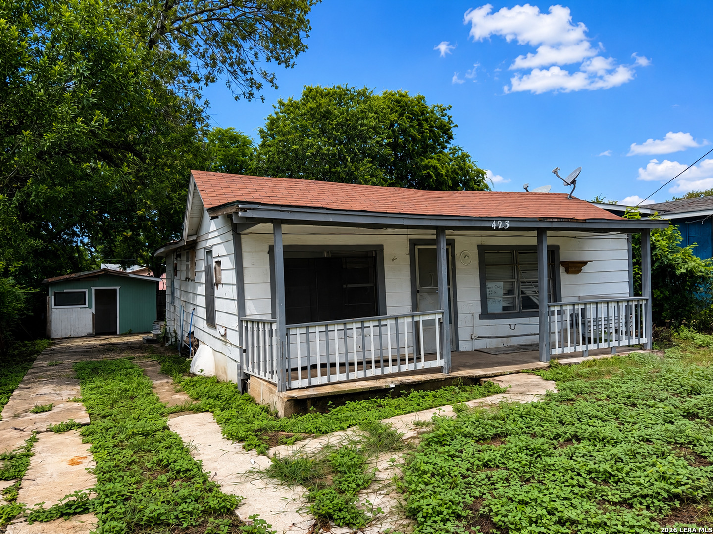 423 N San Ignacio Avenue San Antonio TX 78228
