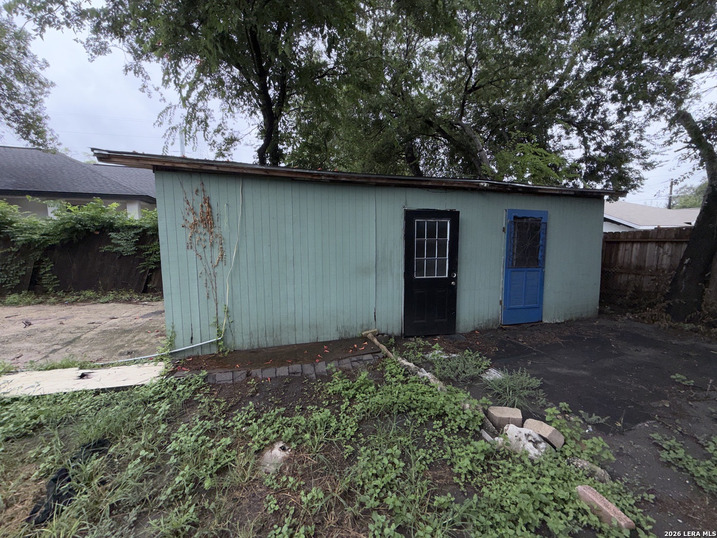 423 N San Ignacio Avenue San Antonio TX 78228