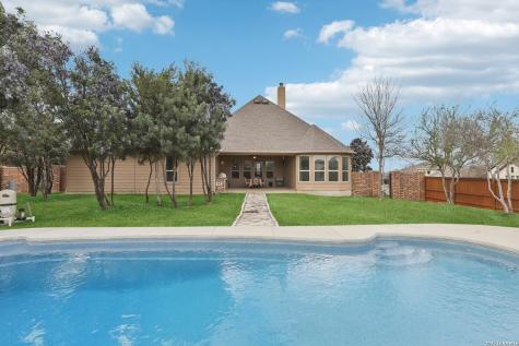117 Texas Bend Castroville TX 78009