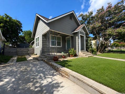 834 Bailey Avenue San Antonio TX 78210