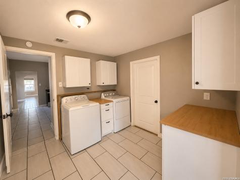 834 Bailey Avenue San Antonio TX 78210