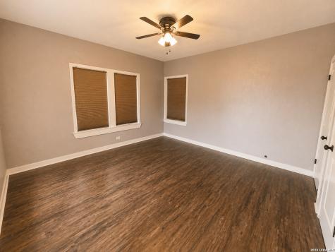 834 Bailey Avenue San Antonio TX 78210