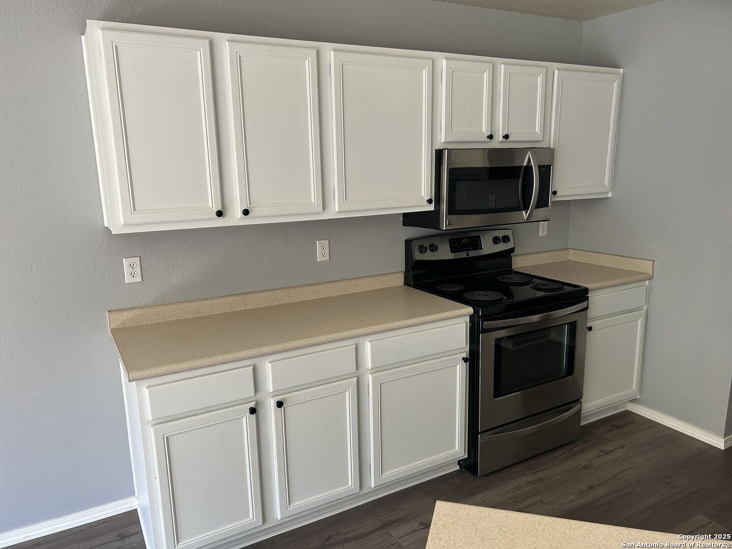 124 Booker Palm San Antonio TX 78239