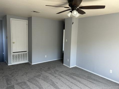 124 Booker Palm San Antonio TX 78239