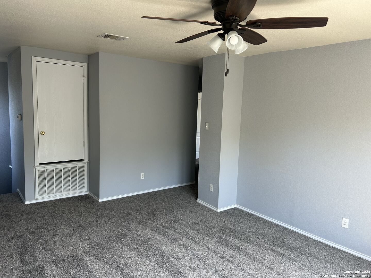 124 Booker Palm San Antonio TX 78239
