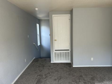 124 Booker Palm San Antonio TX 78239