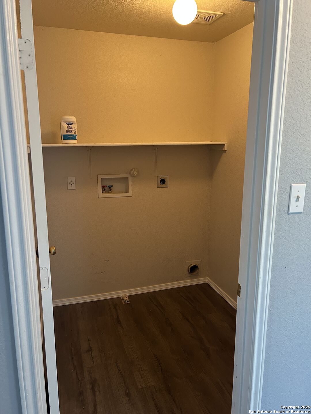 124 Booker Palm San Antonio TX 78239