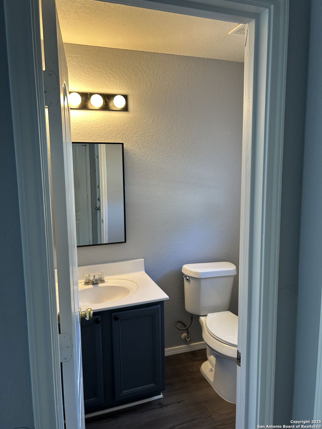 124 Booker Palm San Antonio TX 78239