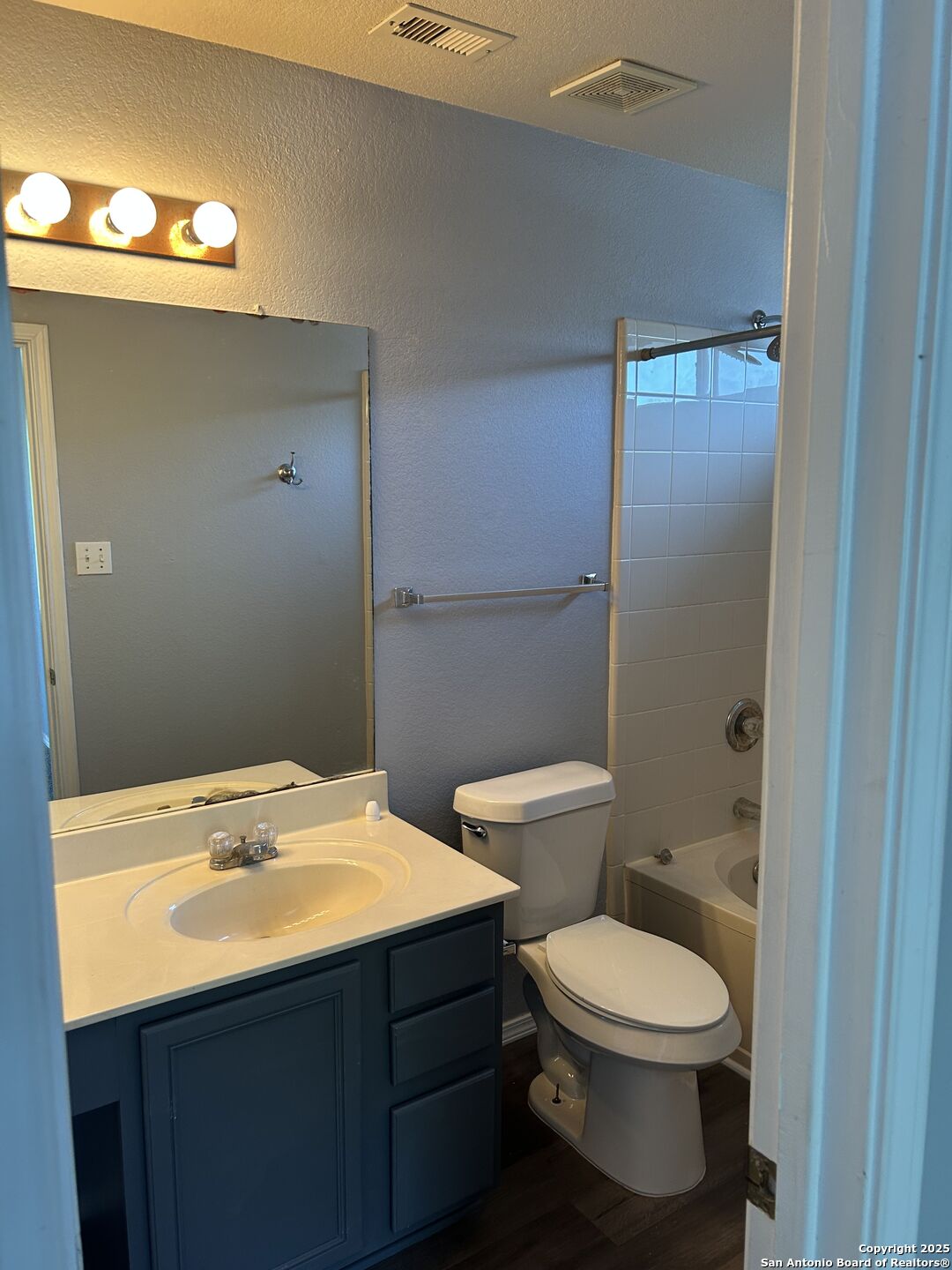 124 Booker Palm San Antonio TX 78239