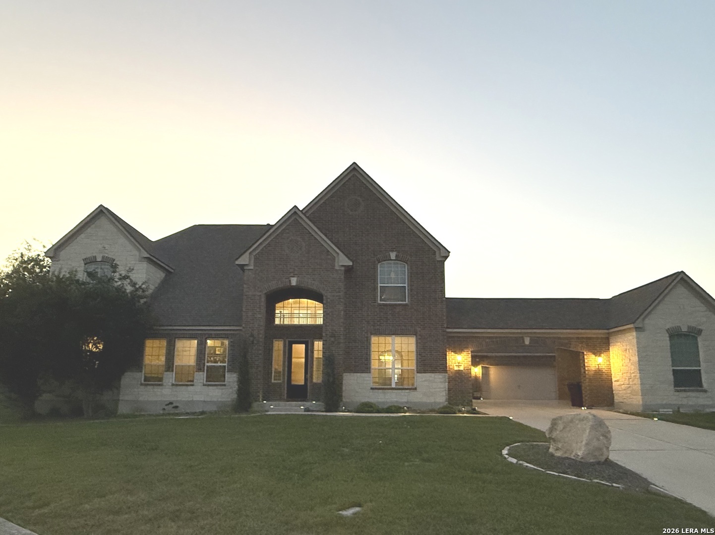 192 Sunrise Hill Castroville TX 78009